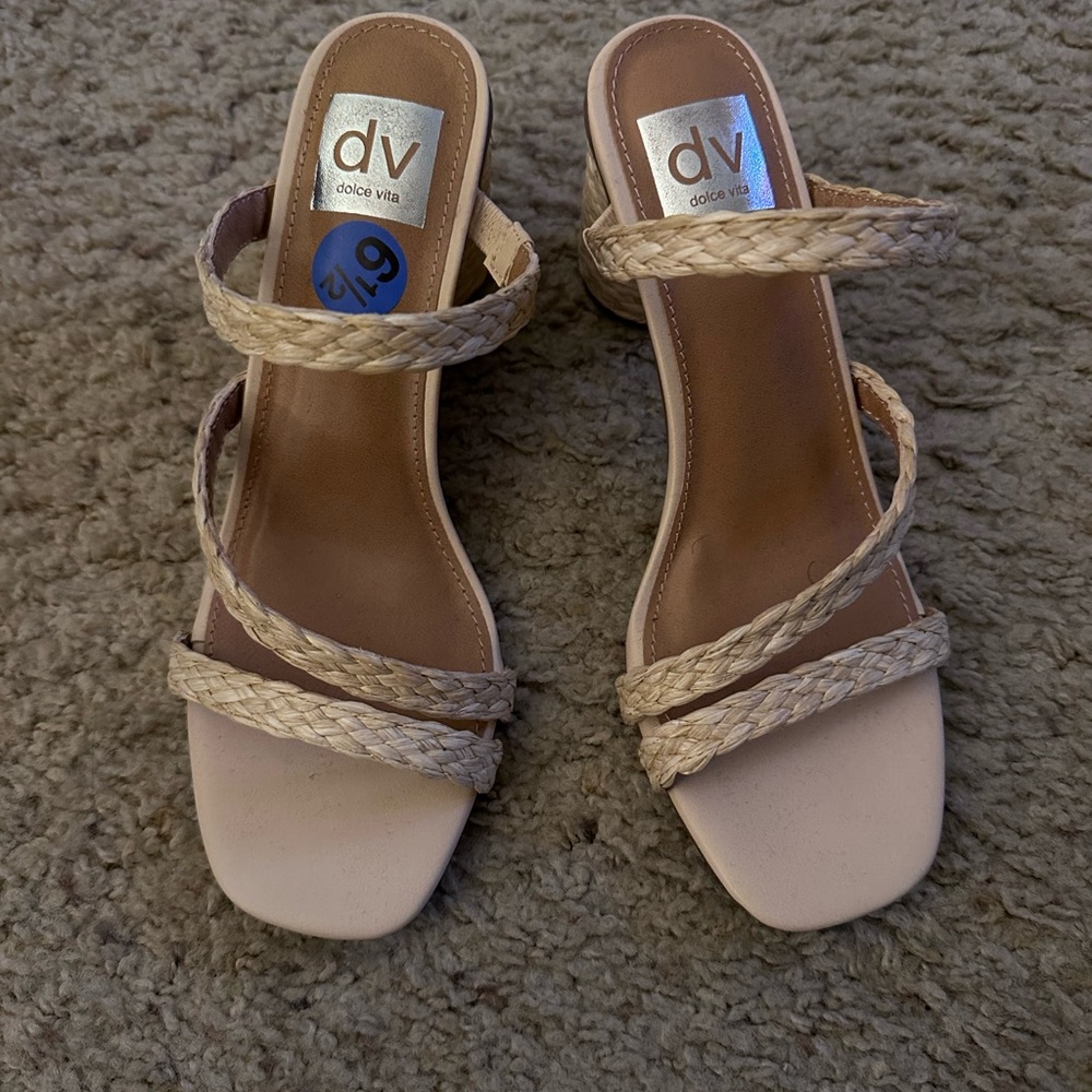 Brand new DV Myla straw double strap sandals